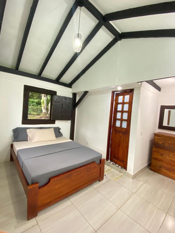 Hostal Portal Del Sol Capurganá Exteriör bild
